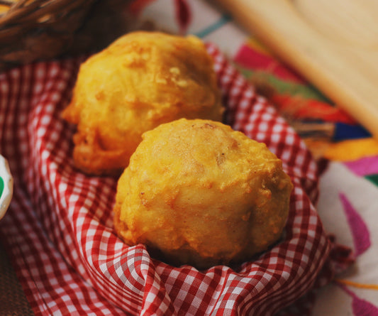 Papa Rellena de Carne CAF Frita